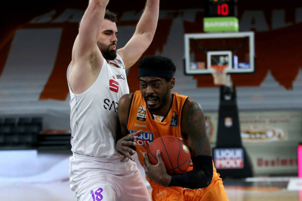 仅充满了戏 仅充满了戏