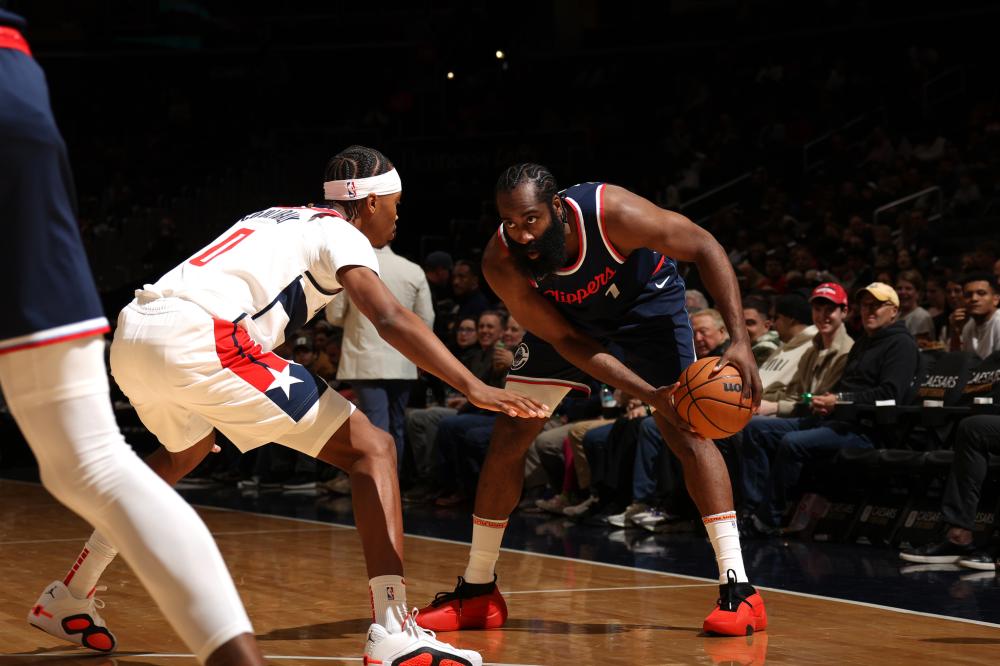 击型中场 击型中场