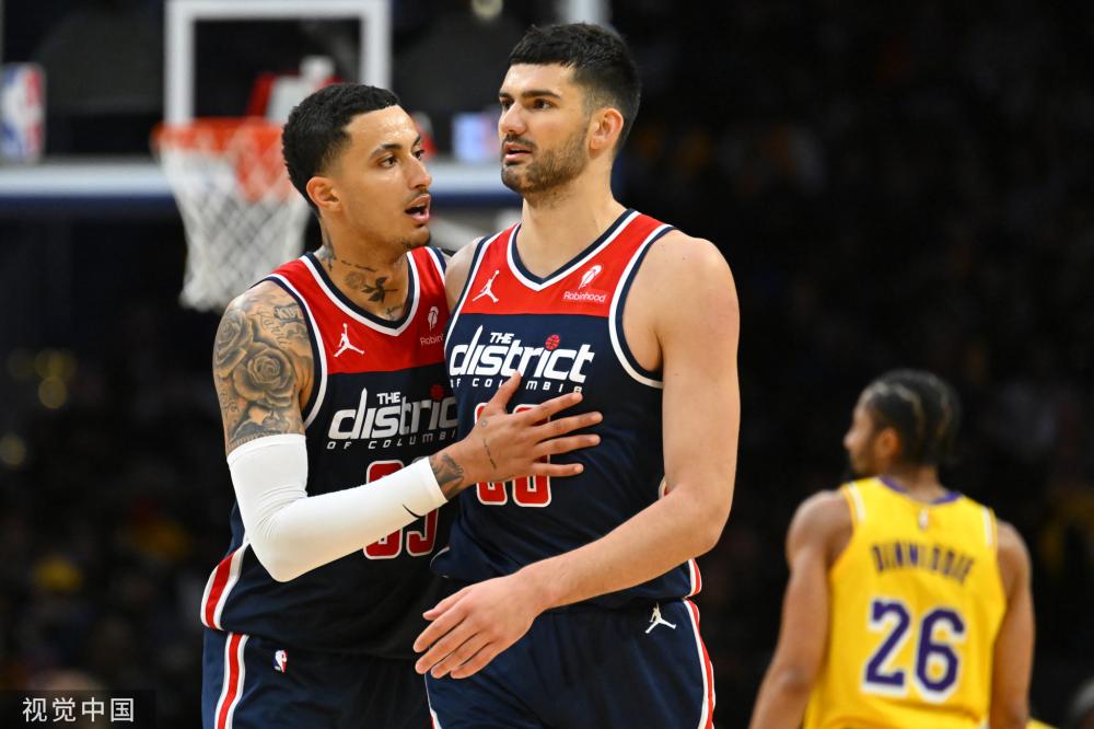 罗伊斯续约 罗伊斯续约